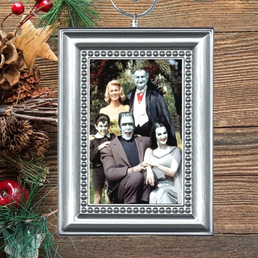 The Munsters Family Retro Nostalgic TV‎ Show Memorabilia Christmas Tree Ornament
